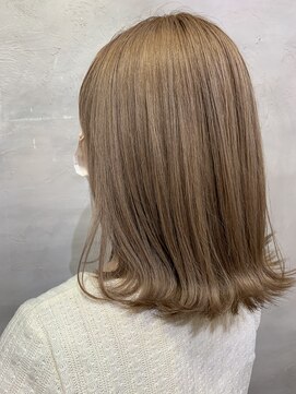 ロア 福岡天神本店(LORE) 透け感ベージュ/nana