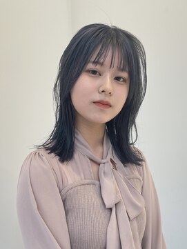 ハイブ 金沢(Hive) 切りっぱなしボブ10代20代ニュアンスカラー外ハネハネボブ