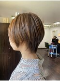 ショートボブ