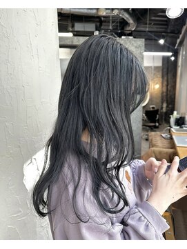 ワルム(warme) グレージュ