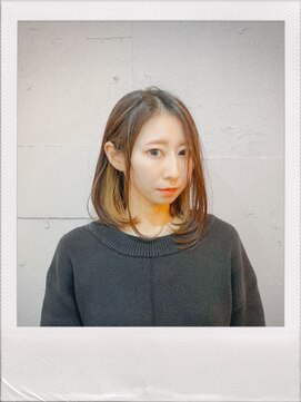 オルア(OLUA) インナーベージュブランドボブ