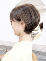 ファチュール(fAture.) 50代60代ひし形ショートボブ前下がりグレーベージュ西宮