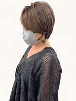 ネイロ バイ ジルブラン 葛西(NeiRo by JIL BLAN)&nbsp;ハイライト白髪ぼかしダブルカラーインナーカラーショートボブ