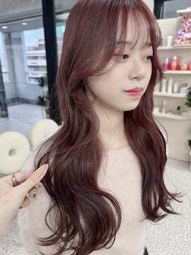 イロウ 天神大名店(IROW) ピンクブラウン 顔周りカット 前髪あり【天神大名】