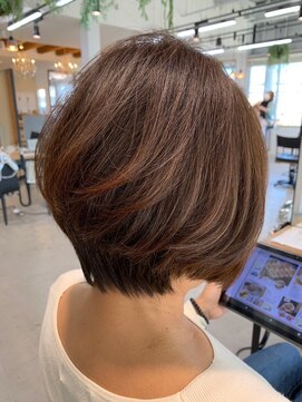 グランデュール 東静岡池田店(GRANDEUR) ミルクティベージュカラーミニボブ大人ショートボブショート