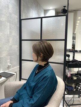 イーズ バイ インス(Yeeee.s by INCE) 白髪ぼかし/白髪改善カラー/ショート/透明感カラー/脱白髪染め