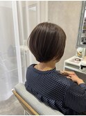 ショートヘア×白髪ぼかしカラー