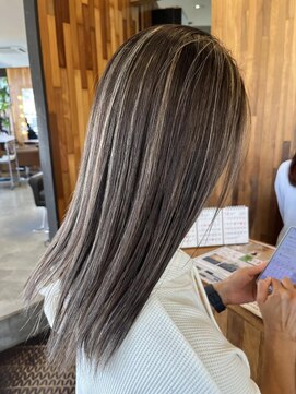 ヘアラウンジ アングゥ(hair lounge ungu) グレージュカラー