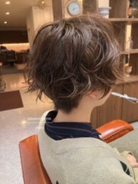 パル バイ ラベスト(Pal by lovest) ショート×パーマ