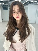顔まわりレイヤー 小顔ロング 透けブラウン