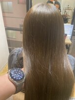 ネウィ 大分中央町店(newi) ワンカラーで可愛い◎透明感オリーブベージュ×艶ロング