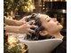 ヘアーワークス ゴールドシザーズ(HAIR WORKS GOLD SCISSORS)の写真/美容液配合のホットクリームで頭皮と髪のケアがおすすめ♪