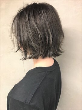 ビートス(BEAT S) 【BEAT S】バレイヤージュ/切りっぱなしボブ/栄/矢場町/伏見