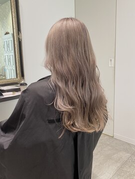 ガレリアエレガンテ 西尾店(GALLARIAElegante) ホワイトミルクティーカラー