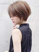 アンド ストーリーズ(&STORIES)&nbsp;大人可愛い前髪ありひし形耳掛けマッシュショートボブ30代40代