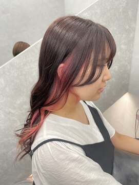 ファイブバイジエクト 堀江(FIVE by The Ect) インナーカラー　ピンクカラー　顔まわりカット　ピンクブラウン