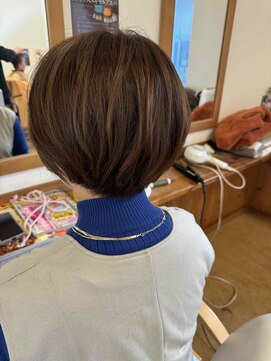 ビーム バイ ヘア(Beam by Hair) ハイネックでもスッキリなショートボブ