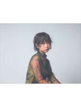 一人ひとりの施術履歴・ダメージレベルに合わせたメニュー提案で、髪の内部から改善へ[三軒茶屋]