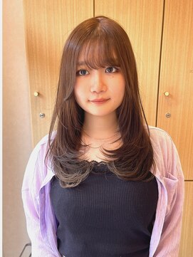 リングバイモアムー(Ring by Moremuu) issy レイヤー　レイヤーカット