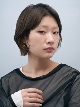 ヘアサロン ガリカ 表参道(hair salon Gallica) 【miko】顔周りレイヤーでつくるモード感のあるショートボブ