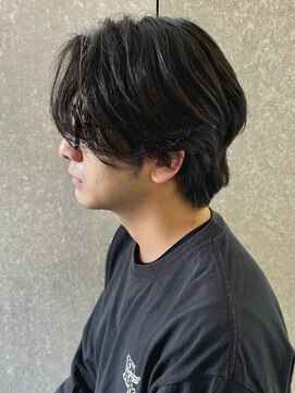 ニアウ 太田店(Niau) メンズボブセンターパートウルフニュアンスパーマスパイラル眉毛
