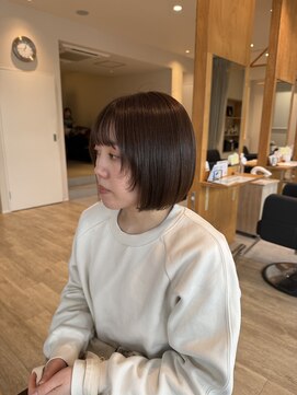 ナイアバイアヌエヌエ(naia by anuenue) ボブ×顔まわりレイヤー