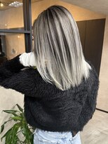 サニー 渋谷(SUNNY)&nbsp;バレイヤージュ、ハイライト、レイヤーカット、グレージュ