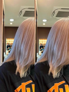 美容室 プラス ワン(PLUS ONE) ホワイトピンク