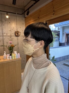 カフネ ジュントス ヨロ(Cafune' juntos YOLO) マッシュショート