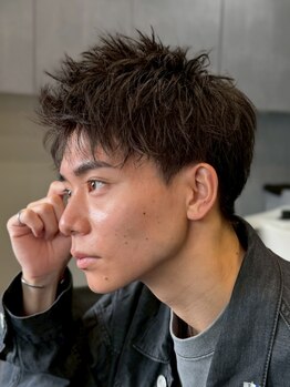 清潔感×トレンド感のあるスタイルで好印象間違いなし！男性ならではの髪のお悩みもにお任せください。