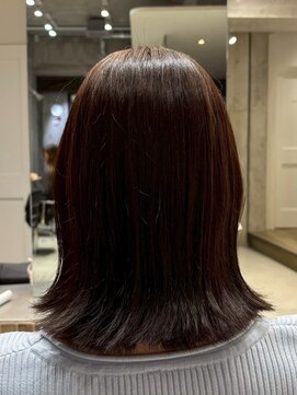 ファルベ(Farbe) 黒髪/オリーブグレー/小顔/ココアベージュ