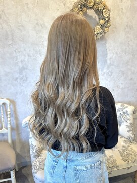 ディーヴァヘアーエズ(DIVA hair Eze) ブリーチ必須◎ベージュカラー/顔周りレイヤー
