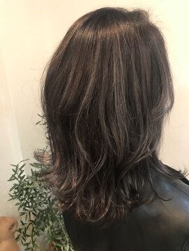 クルール バイ マーブル(COULEUR by Marble) 外国人風 ヌーディーグレージュハイライト