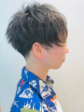 レンジシキチジョウジ (RENJISHI KICHIJOJI) 黒髪無造作刈り上げエッジショート【RENJISHI】