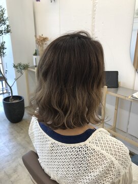 ルタ(Ruta) ミルクティーボブ