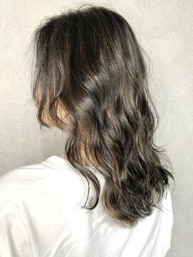 セシルヘアー(CECIL hair) ベース暗め大人ハイライト