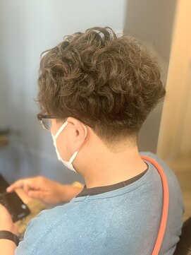 キートス(Kiitos) カーリーパーマ