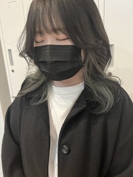 ビースト ナガウラ(BEEST) 【千葉やまたつ】オーダー多数のインナーカラー グレーカラー