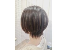 アンダートゥリールーツ(UNDER TREE ROOTS)