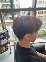 ヘアールーム プリズム(Hair room Prism) 刈り上げセンターパート