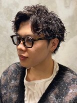 ディスイズバーバーサード(THIS IS BARBER 3rd)&nbsp;ツイストスパイラルパーマ　ツーブロック　束感スタイリング