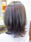 大人可愛い切りっぱなしひし形レイヤーカットモカグレージュ