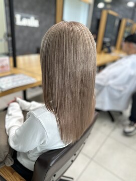 ラウル(Laulu) 黒髪/ボブルフ/ネビージュ/小顔/ワンレン/佐倉/髪質改善/前髪