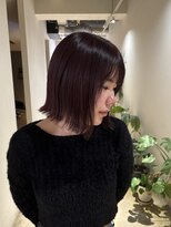 セブンベルベット(7 Velvet)&nbsp;ぱつっとボブ×カシスレッド【円口睦】