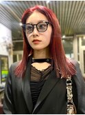 レッドオレンジ　センターパート　切りっぱなしミディアム　艶髪