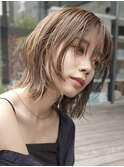 ミディアムレイヤーカットボブウルフ10代20代インナーカラー