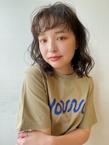 レイヤー 顔まわり ブルーブラック パーマ ミディアム