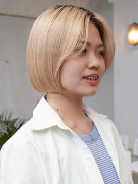 アイドットプラスフェリシア 表参道(i.+FERiCIA.) 10代 20代 30代美髪イメチェン似合わせカットフルバング