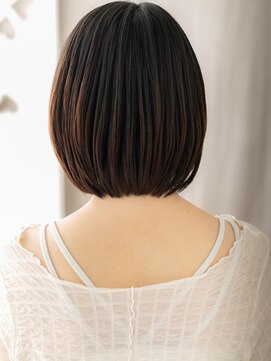 カバーヘア ブリス 戸田公園西口店(COVER HAIR bliss) シースルーバング艶感ストレート丸みボブディY戸田公園30代40代