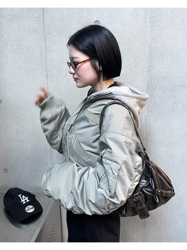 ヴァーディ オモテサンドウ(Vardy omotesando) bob/黒髪 ボブ ミニボブ 落とせる黒染め